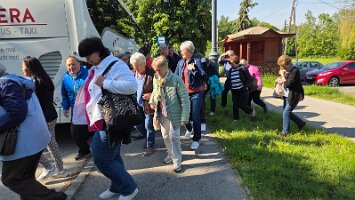 2025-05-13_Tagesfahrt Schloss Esterhazy-Kutschenfahrt-Heurigenbuffet 002