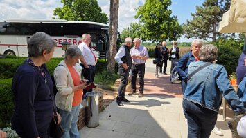 2025-05-13_Tagesfahrt Schloss Esterhazy-Kutschenfahrt-Heurigenbuffet 064