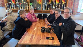 2025-05-13_Tagesfahrt Schloss Esterhazy-Kutschenfahrt-Heurigenbuffet 114