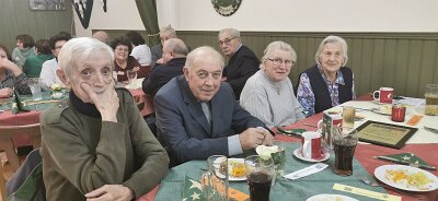 2019-12-15 12-16-35 Adventfeier Seniorenbund 120