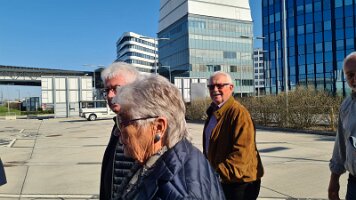 2023-04-22 09-04-14 Tagesausflug Senioren - ORF und Flughafen 004 