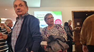 2023-04-22 10-05-06 Tagesausflug Senioren - ORF und Flughafen 013 