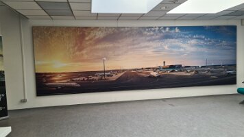 2023-04-22 10-11-44 Tagesausflug Senioren - ORF und Flughafen 014 