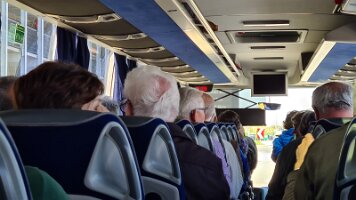 2023-04-22 12-06-02 Tagesausflug Senioren - ORF und Flughafen 052 