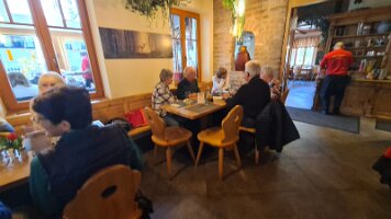 2023-04-22 13-22-22 Tagesausflug Senioren - ORF und Flughafen 063 