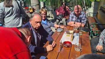 2023-04-22 13-29-30 Tagesausflug Senioren - ORF und Flughafen 079 