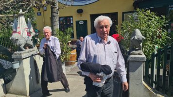 2023-04-22 13-31-54 Tagesausflug Senioren - ORF und Flughafen 082 