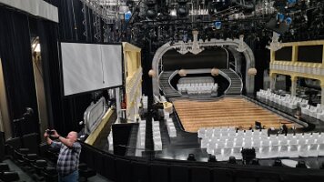 2023-04-22 15-08-44 Tagesausflug Senioren - ORF und Flughafen 102 