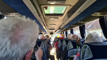 2023-04-22 18-36-50 Tagesausflug Senioren - ORF und Flughafen 129 