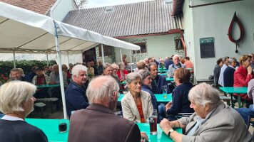 2021-09-17 14-33-44 Seniorentag und Sommerfest bei Stich 013