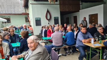 2021-09-17 14-33-46 Seniorentag und Sommerfest bei Stich 014