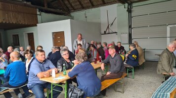 2021-09-17 14-33-52 Seniorentag und Sommerfest bei Stich 017