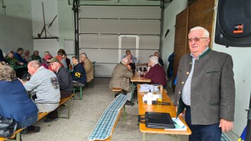 2021-09-17 15-21-06 Seniorentag und Sommerfest bei Stich 030