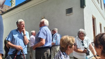 2022-06-02 13-57-36 Wandertag Karnabrunn 017