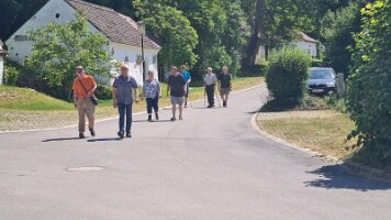 20230601 Wandertag Senioren - Weinsteig 028